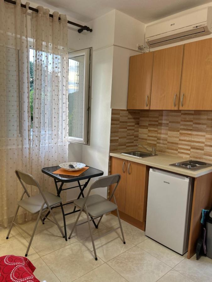 Lazarus Bigova Apartments Тиват Екстер'єр фото